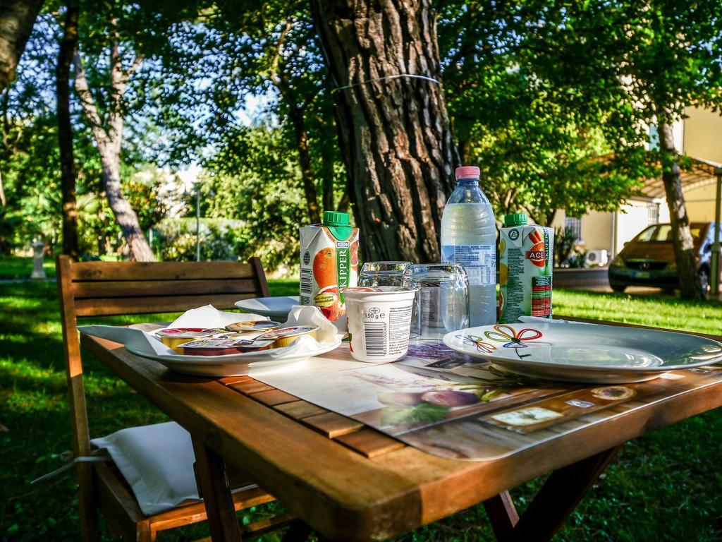 Villa Bellini Room&Breakfast Порто Гарибалди Стая снимка
