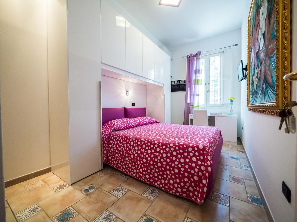 Villa Bellini Room&Breakfast Порто Гарибалди Стая снимка
